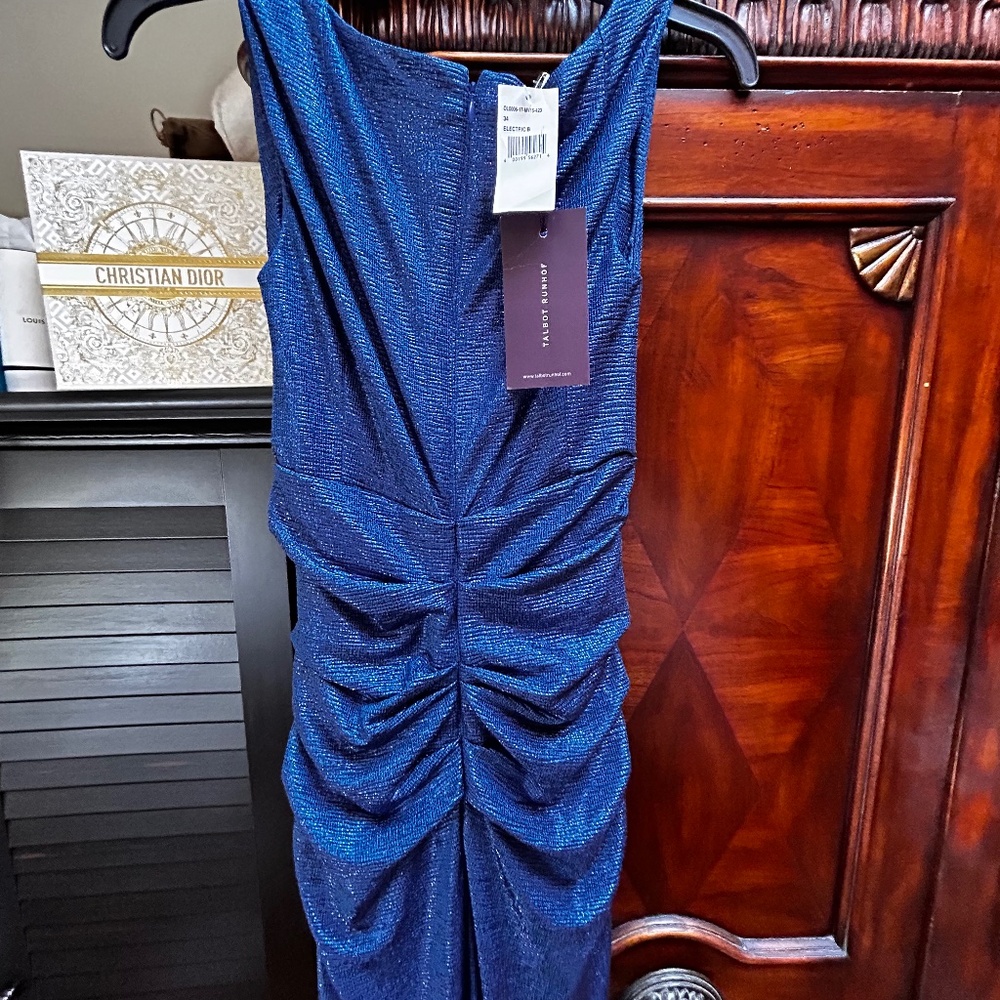 Designer Talbot Runhof gown Brand new with tags! Size 34